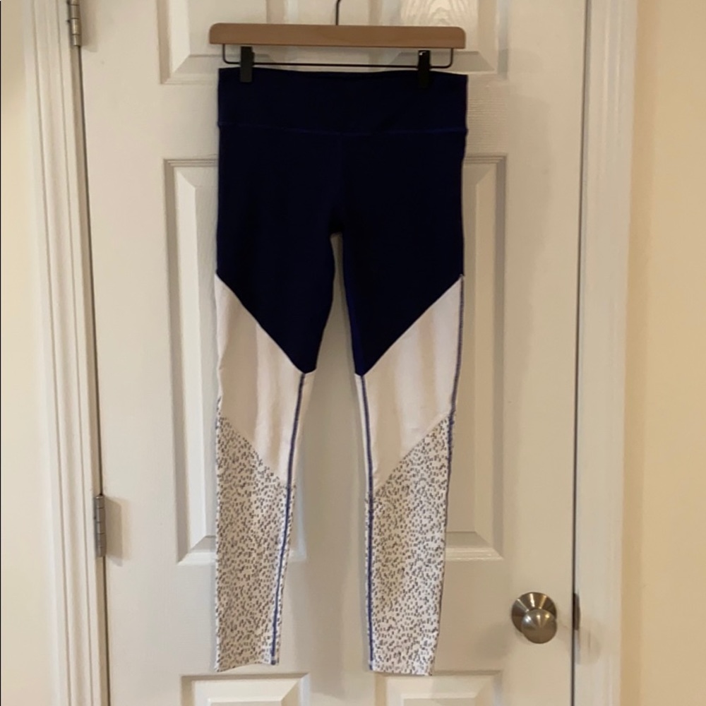 Fabletics leggings size small